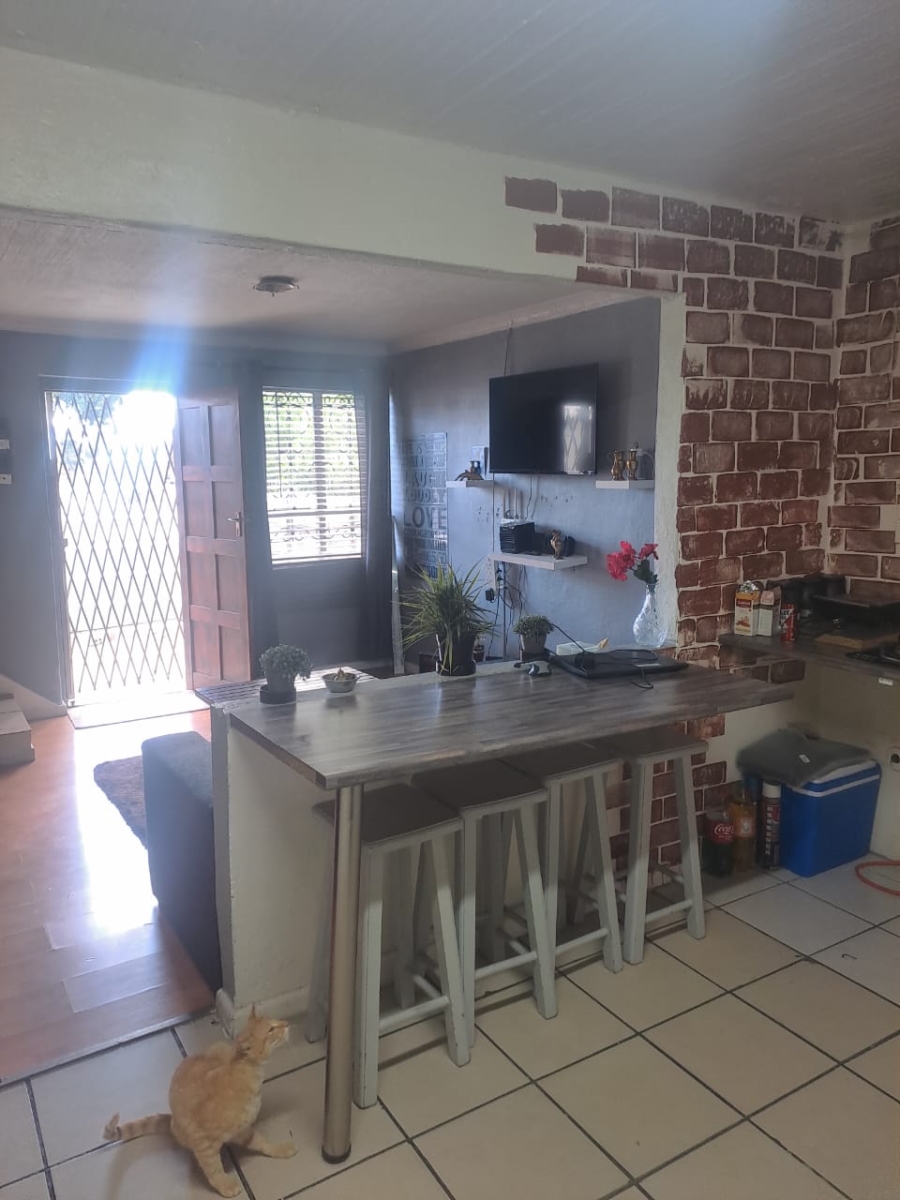 2 Bedroom Property for Sale in Woodlands Western Cape